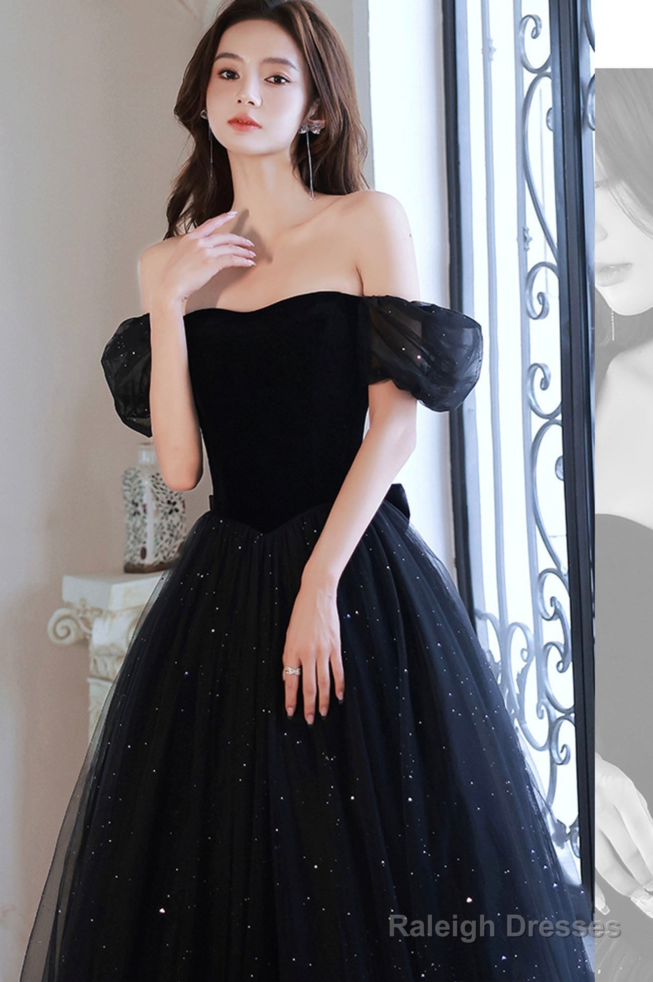 Black Shiny Tulle Long Prom Dresses Black Short Sleeve Prom Dresses