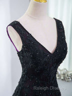 Black Tulle A-Line V-Neck Purple Satin Lace Applique Long Prom Dress With Beadings
