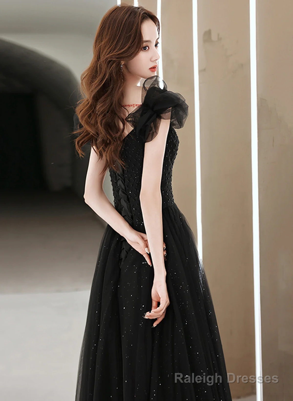 Black Tulle Beaded A-Line Long Prom Dresses Short Sleeves Prom Dresses