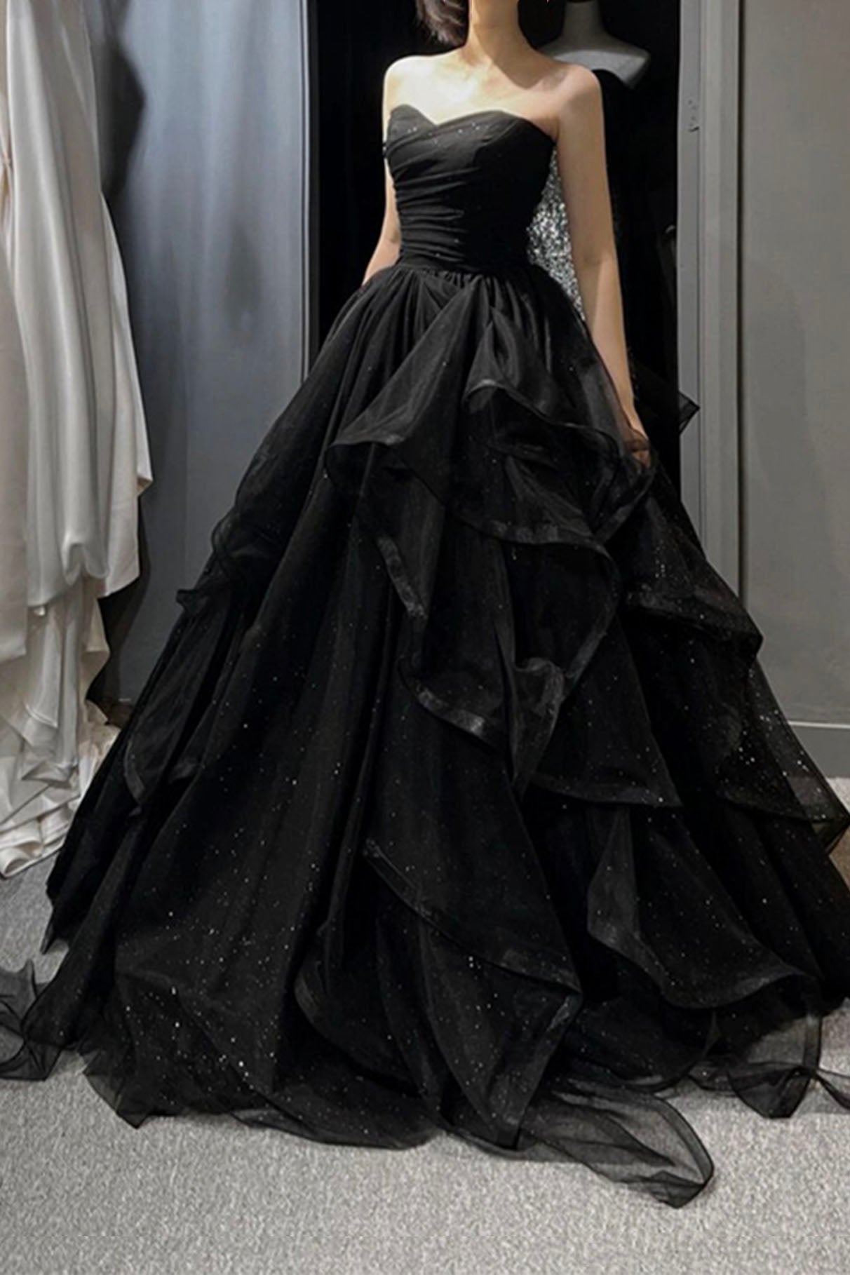 Black Tulle Layers Long A-Line Prom Dresses Black Strapless Prom Dresses