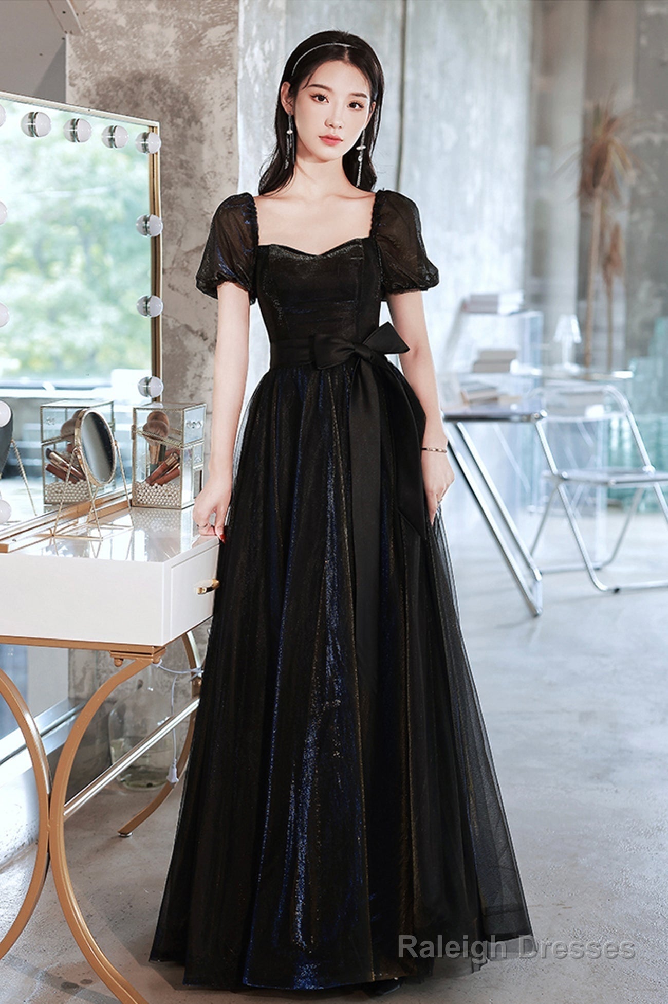 Black Tulle Long Prom Dresses Black Short Sleeve Graduation Dresses
