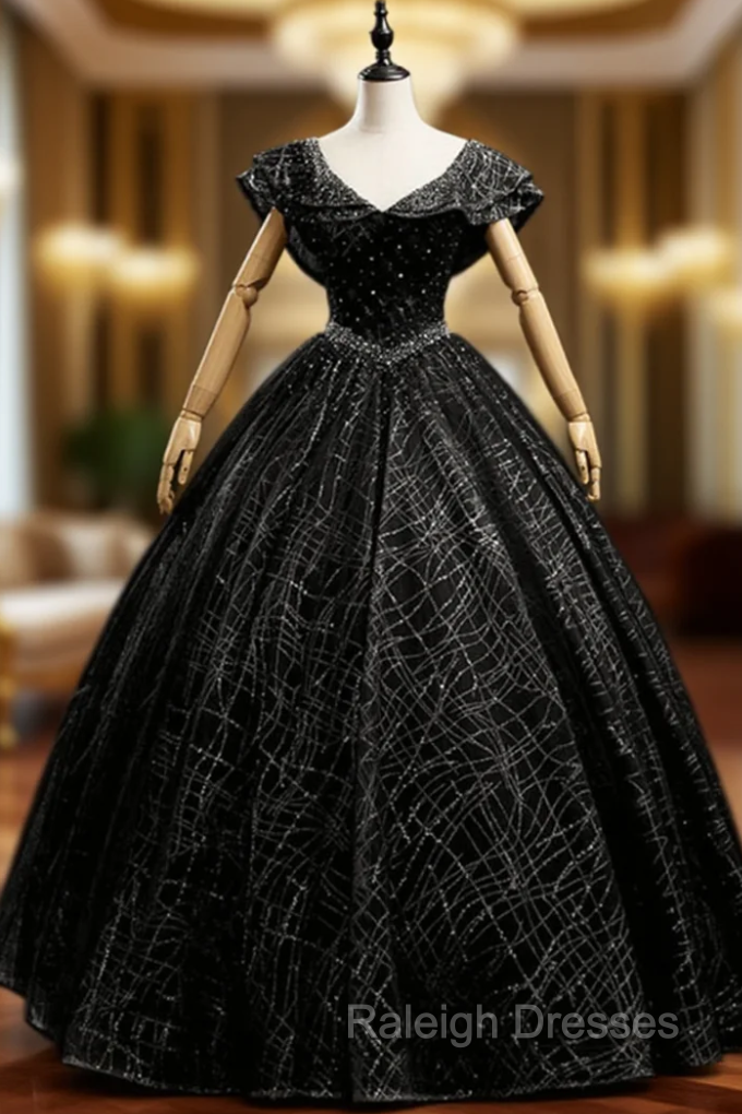 Black Tulle Sequins V-Neck Beading Quinceanera Dress Main image