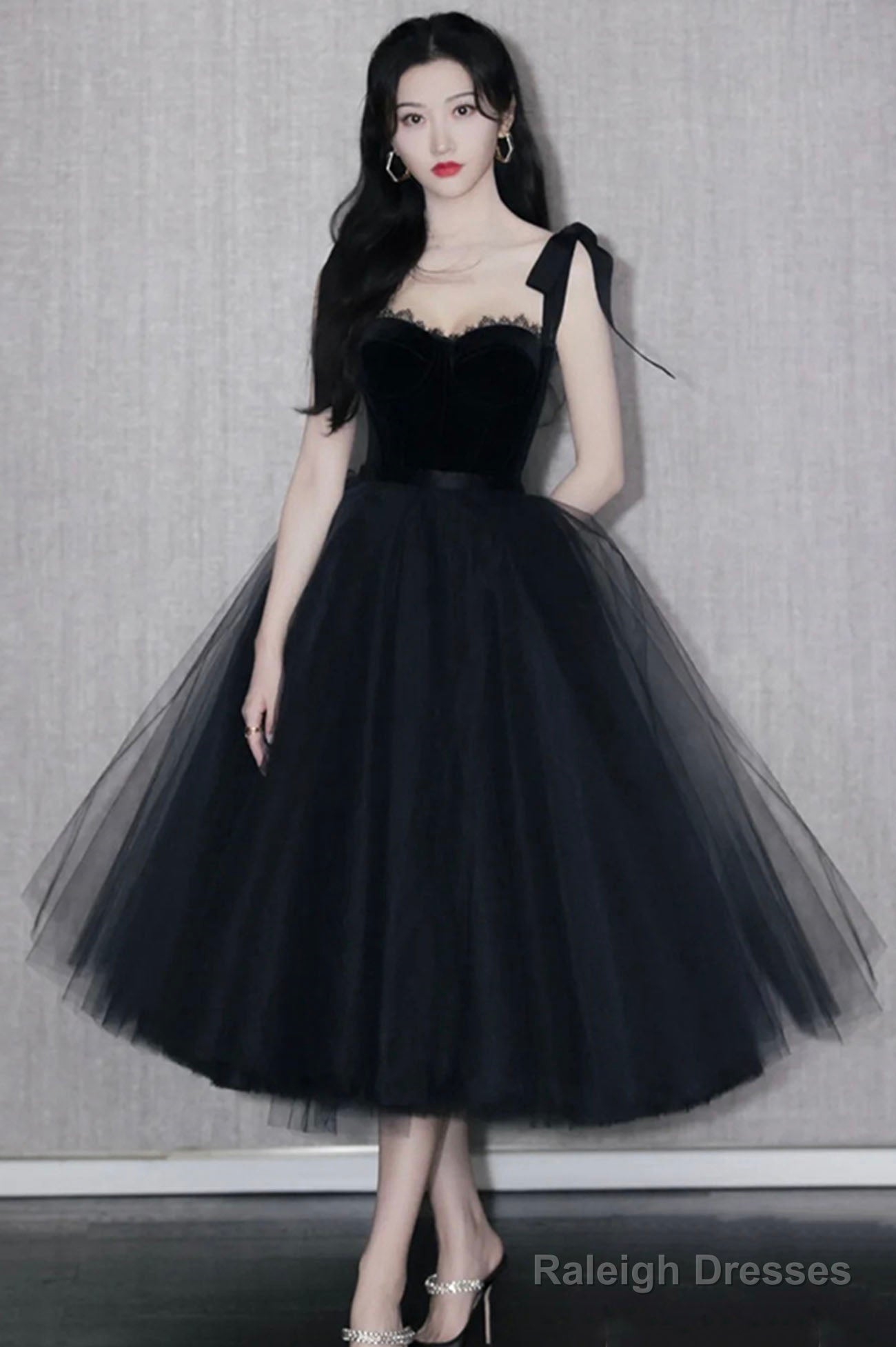 Black Tulle Short Prom Dresses, A-Line Homecoming Party Dresses Main image