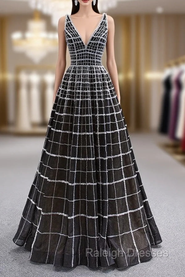 Black Tulle V Neck Beading Sequins Prom Dress