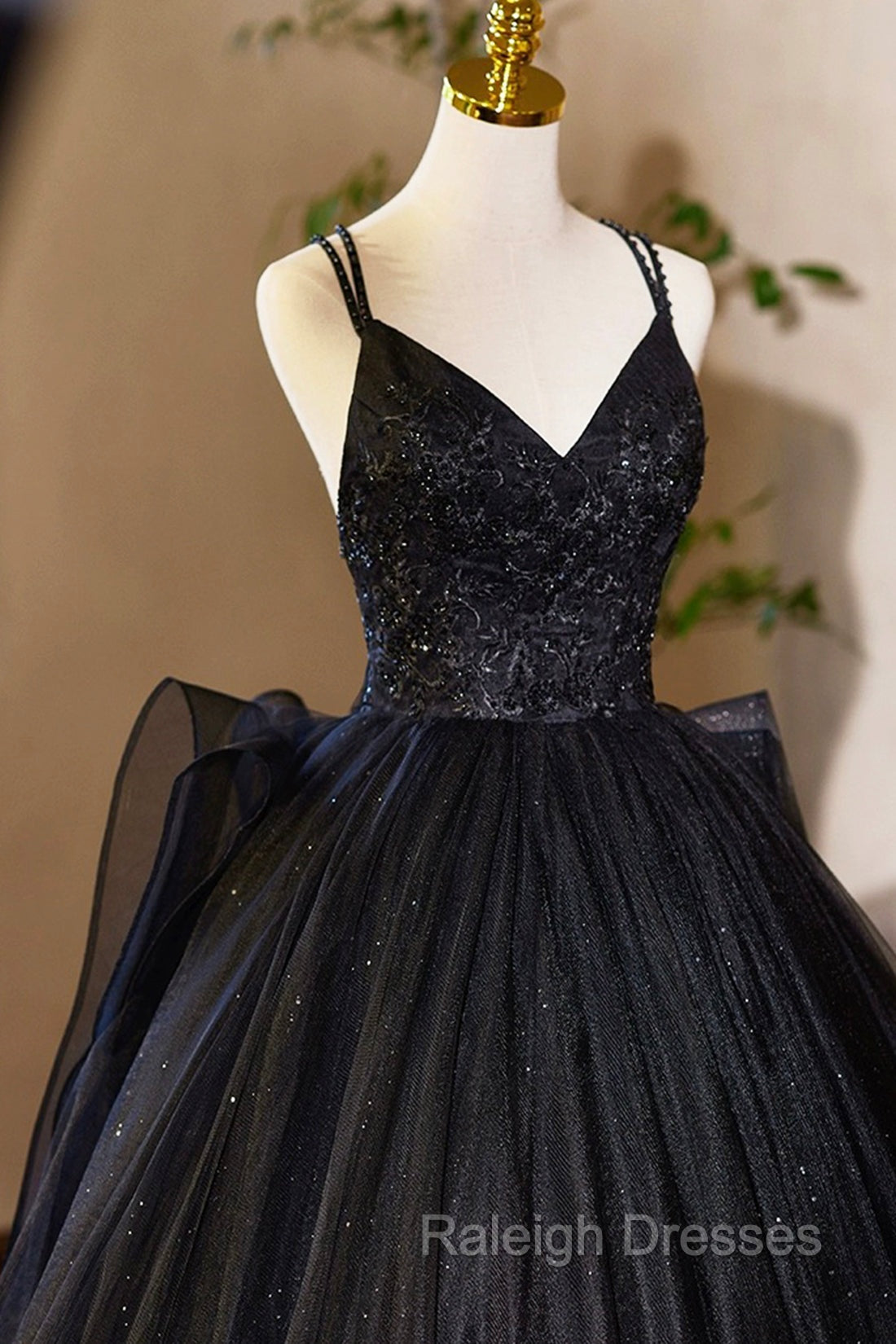 Black V-Neck Tulle Lace Prom Dress, Gorgeous A-Line Evening Party Dress