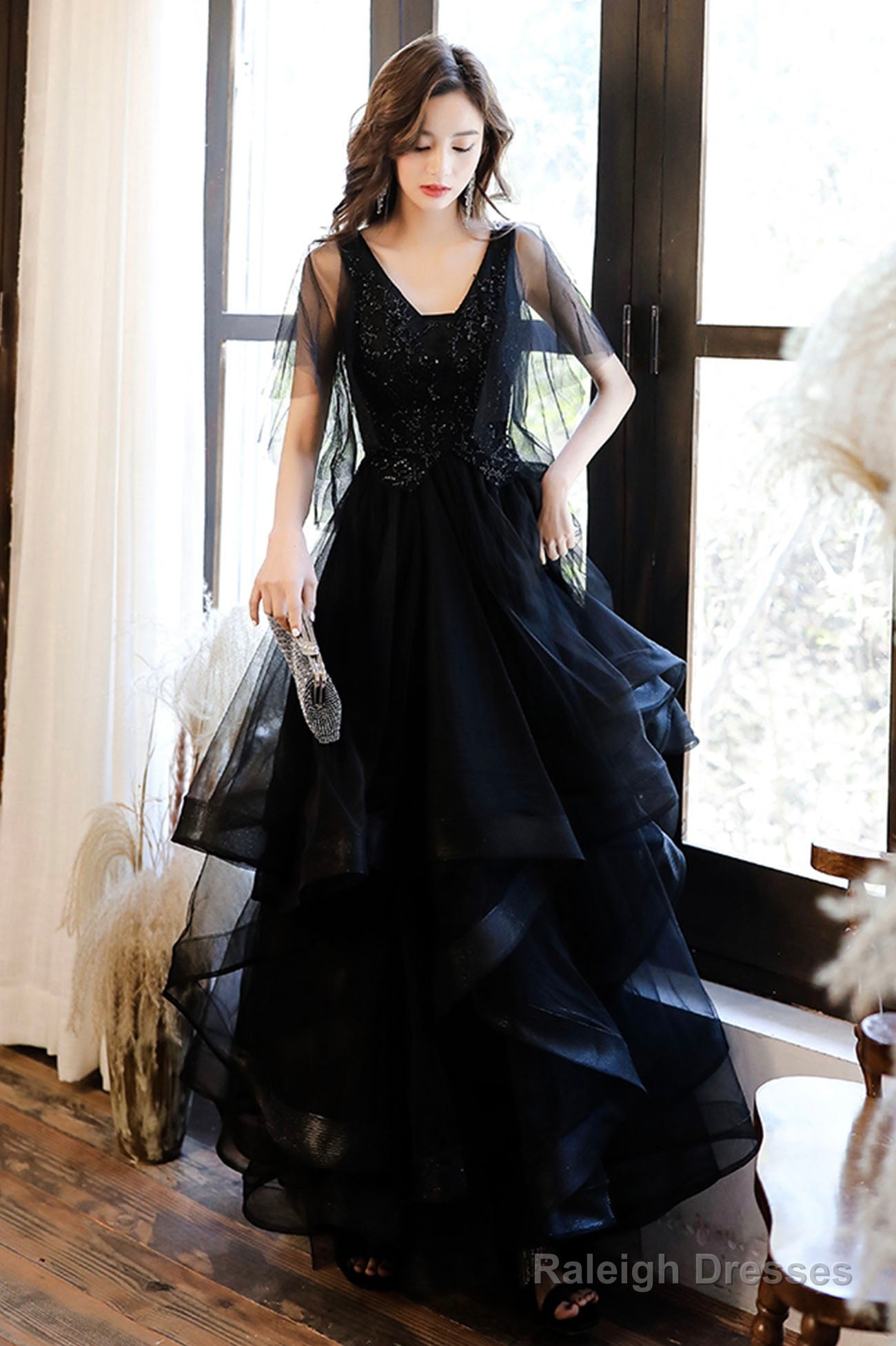 Black V-Neck Tulle Layers Long Prom Dresses A-Line Black Prom Dresses