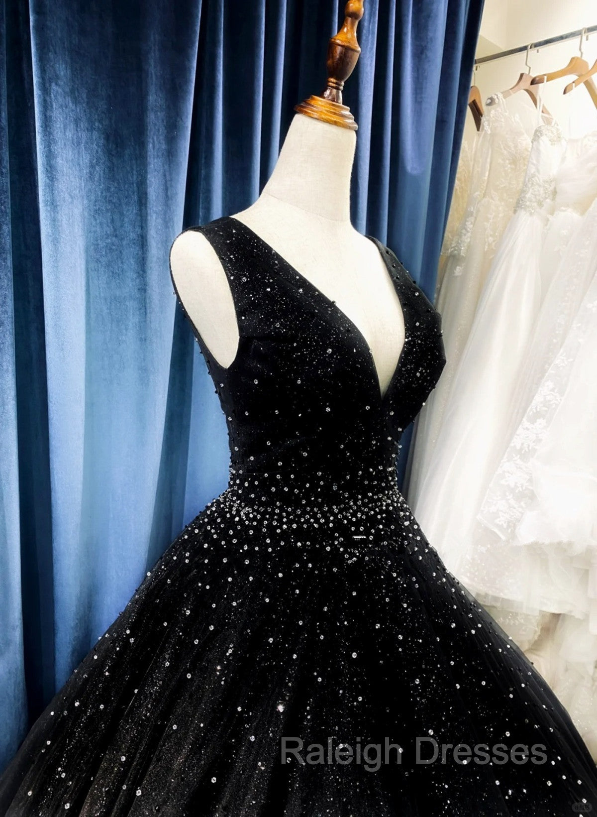 Black V-neckline Shiny Tulle Beaded Sweet 16 Dress, Black Formal Dress Secondary image