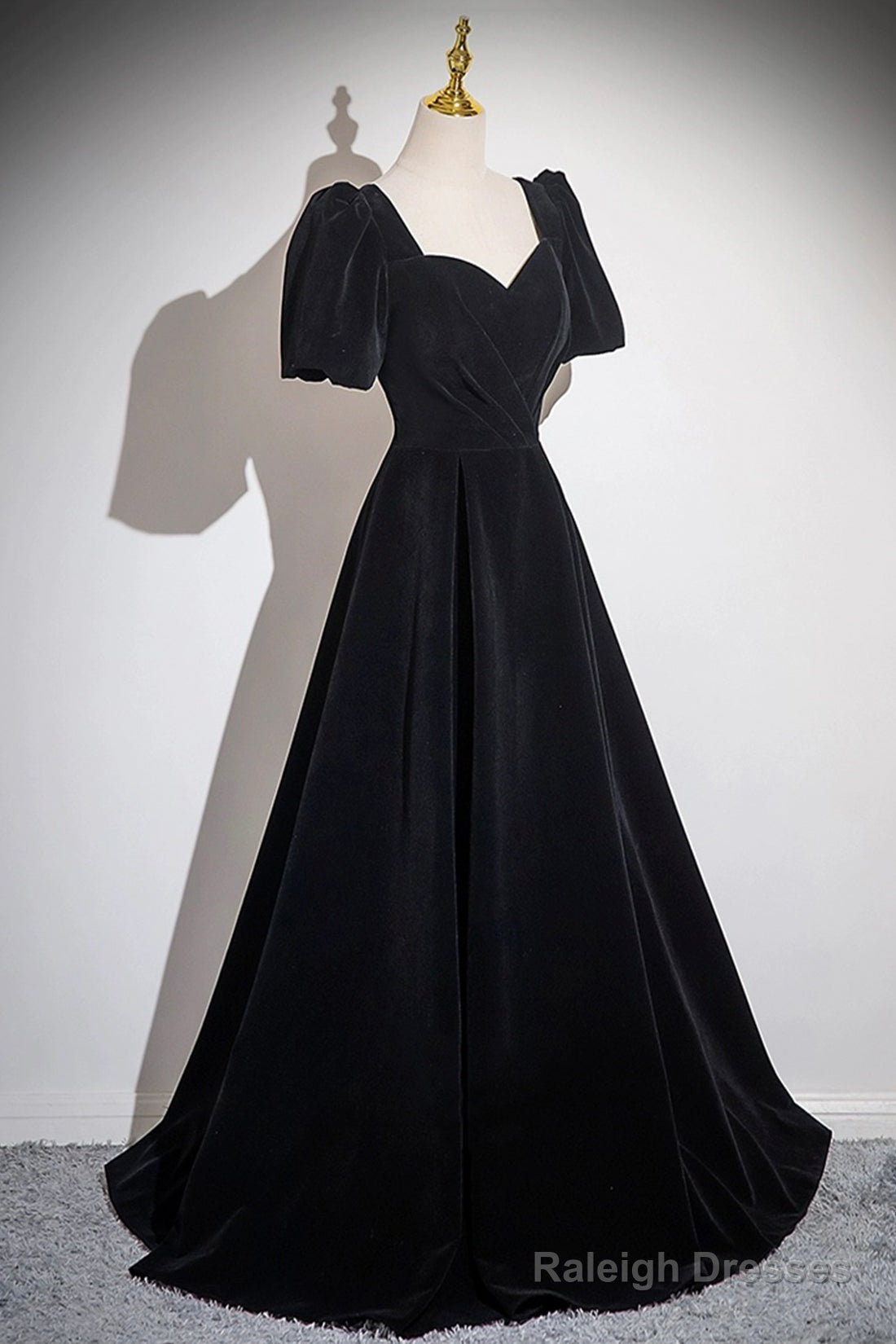 Black Velvet Floor Length Prom Dresses A-Line Short Sleeve Prom Dresses