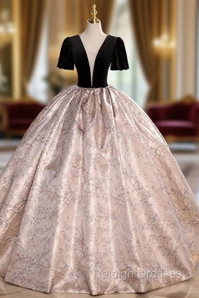 Black Velvet Short Sleeve Quinceanera Dress Main image