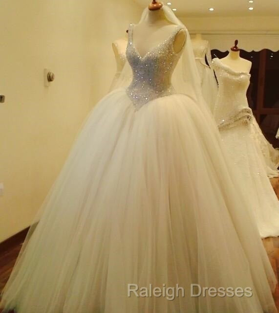 Bling Bling Beading V Neck Organza Ball Gowns Wedding Dresses