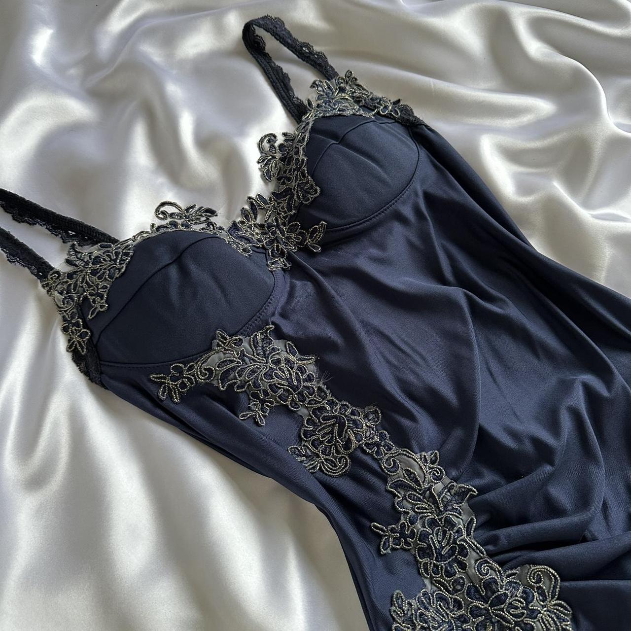 Blue Gorgeous Exquisite Applique Lace Spaghetti Straps Long Satin Prom Dresses Prom Dresses Prom Dresses Secondary image