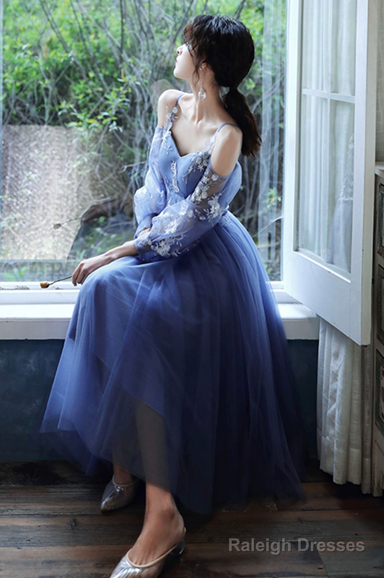 Blue Lace Short A-Line Prom Dress, Blue Spaghetti Strap Evening Party Dress Secondary image