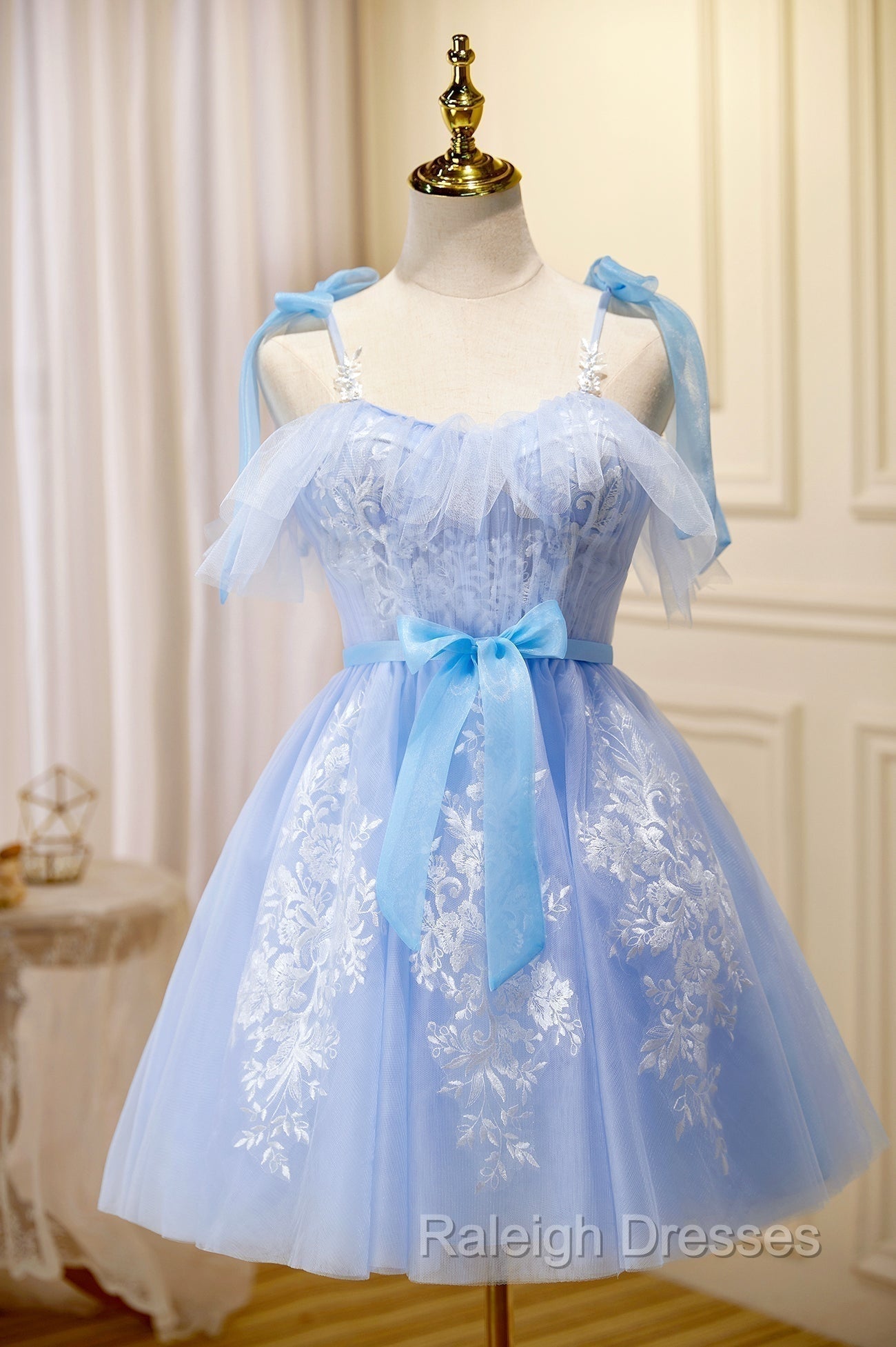 Blue Spaghetti Strap Lace Short Prom Dresses Lovely A Line Homecoming Dresses