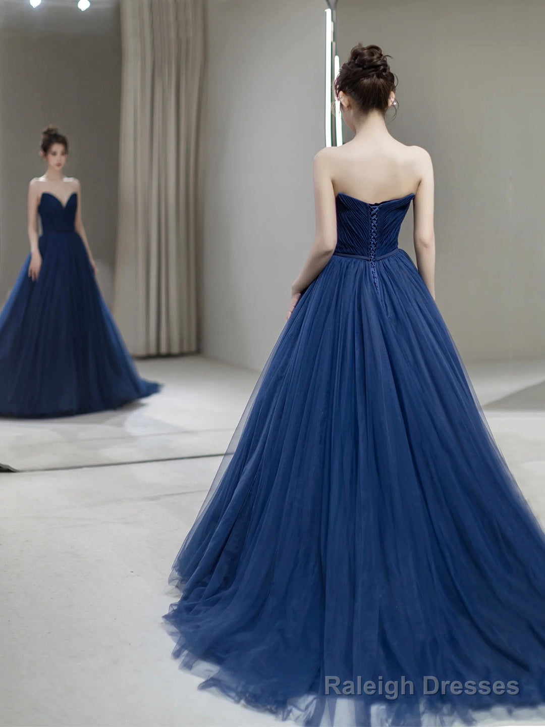 Blue Strapless Tulle Long Prom Dress, Beautiful A-Line Evening Party Dress Main image