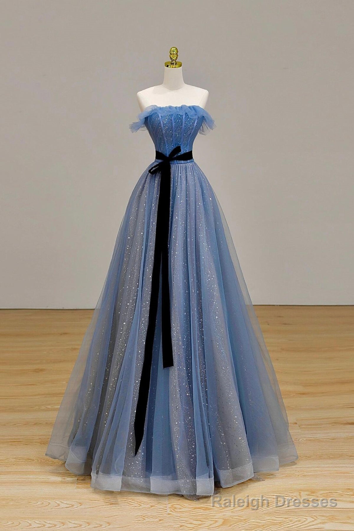 Blue Tulle A-Line Strapless Long Prom Dress, Beautiful Evening Party Dress Main image