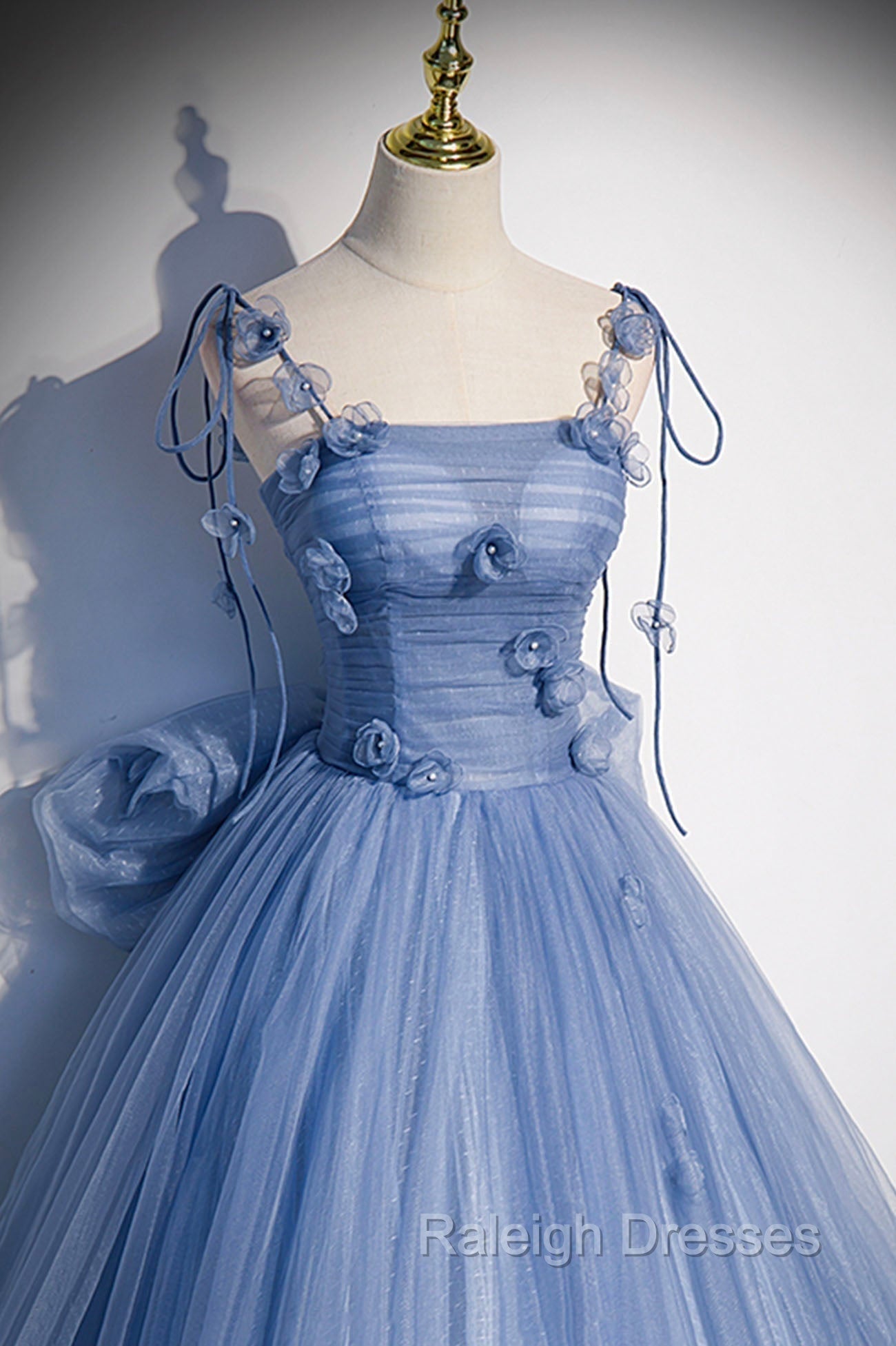 Blue Tulle Long A Line Prom Dresses Blue Spaghetti Straps Prom Dresses with Bow
