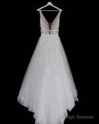 Boho Rustic Wedding Dress Tulle V Neck Embroidery