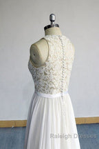 Eye-catching Lace Chiffon A Line Wedding Dresses