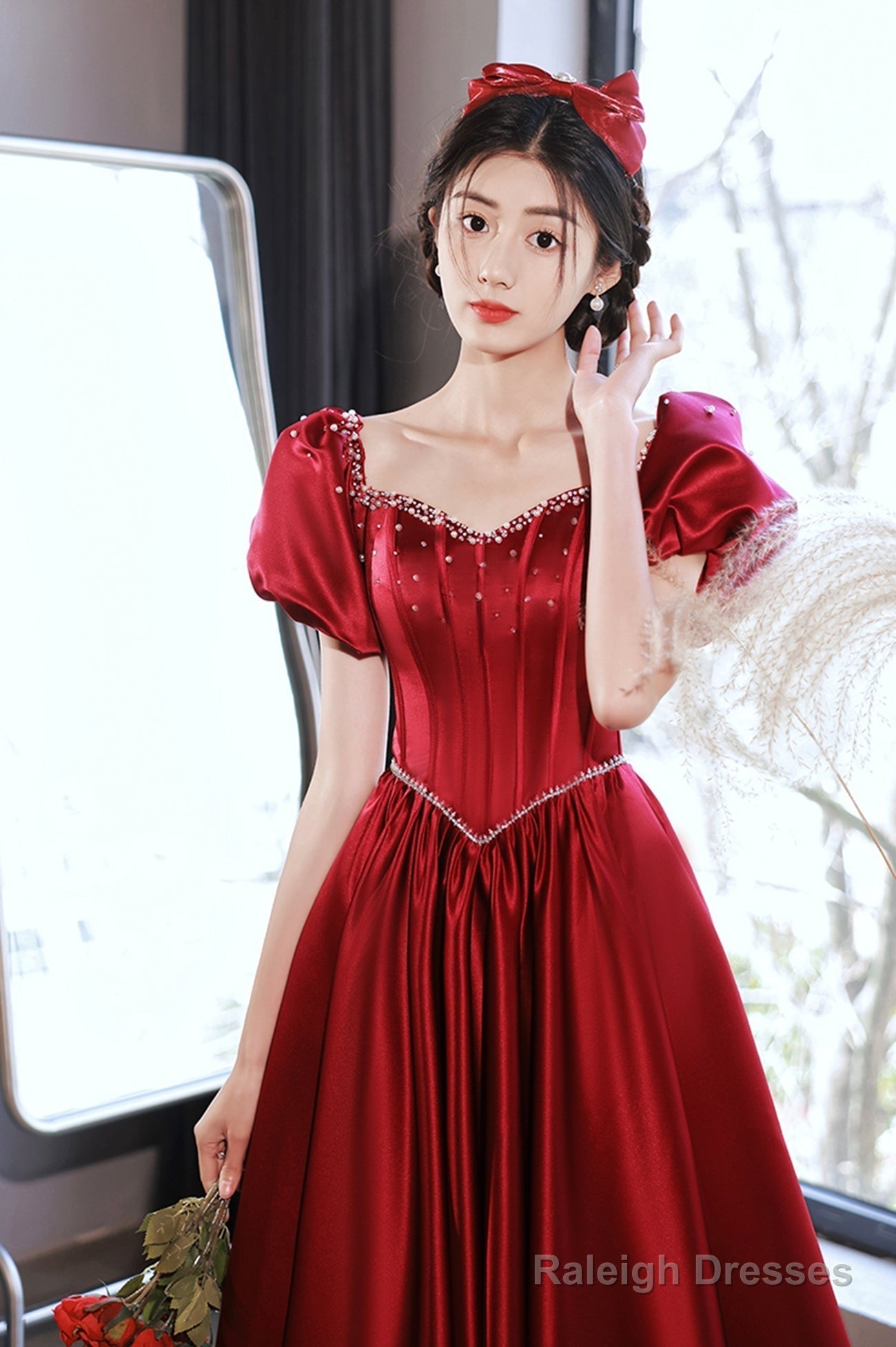 Burgundy Satin Short Sleeve Prom Dresses A-Line Graduation Dresses