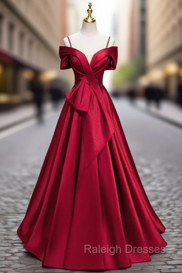 Burgundy Satin Spaghetti Straps Pleats Prom Dress Main image
