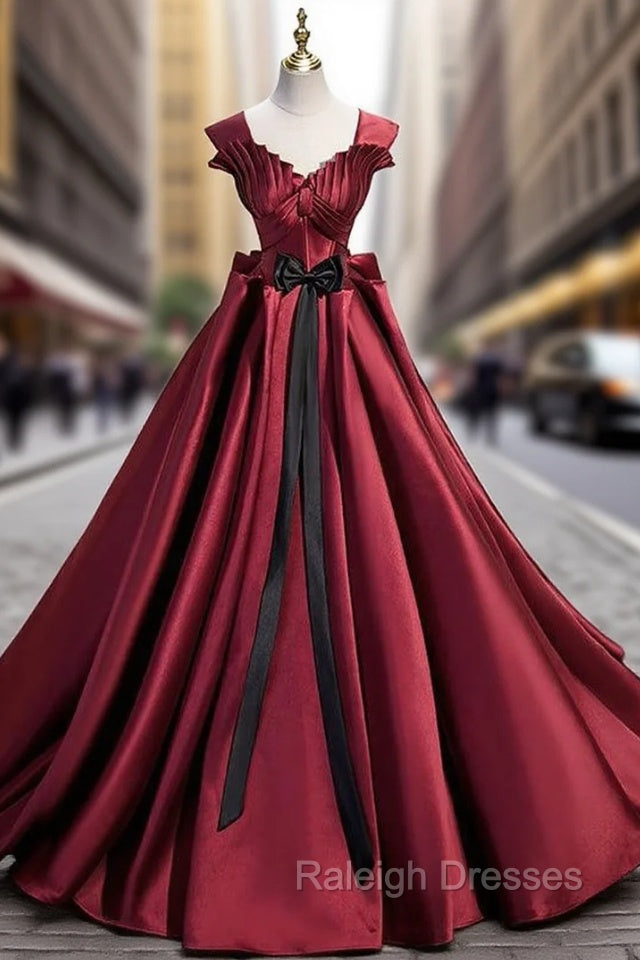 Burgundy Satin Strapls Pleats Prom Dress With Bow Main image