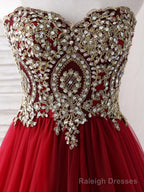 Burgundy Sweetheart Neck Lace Applique Tulle Long Prom Dresses