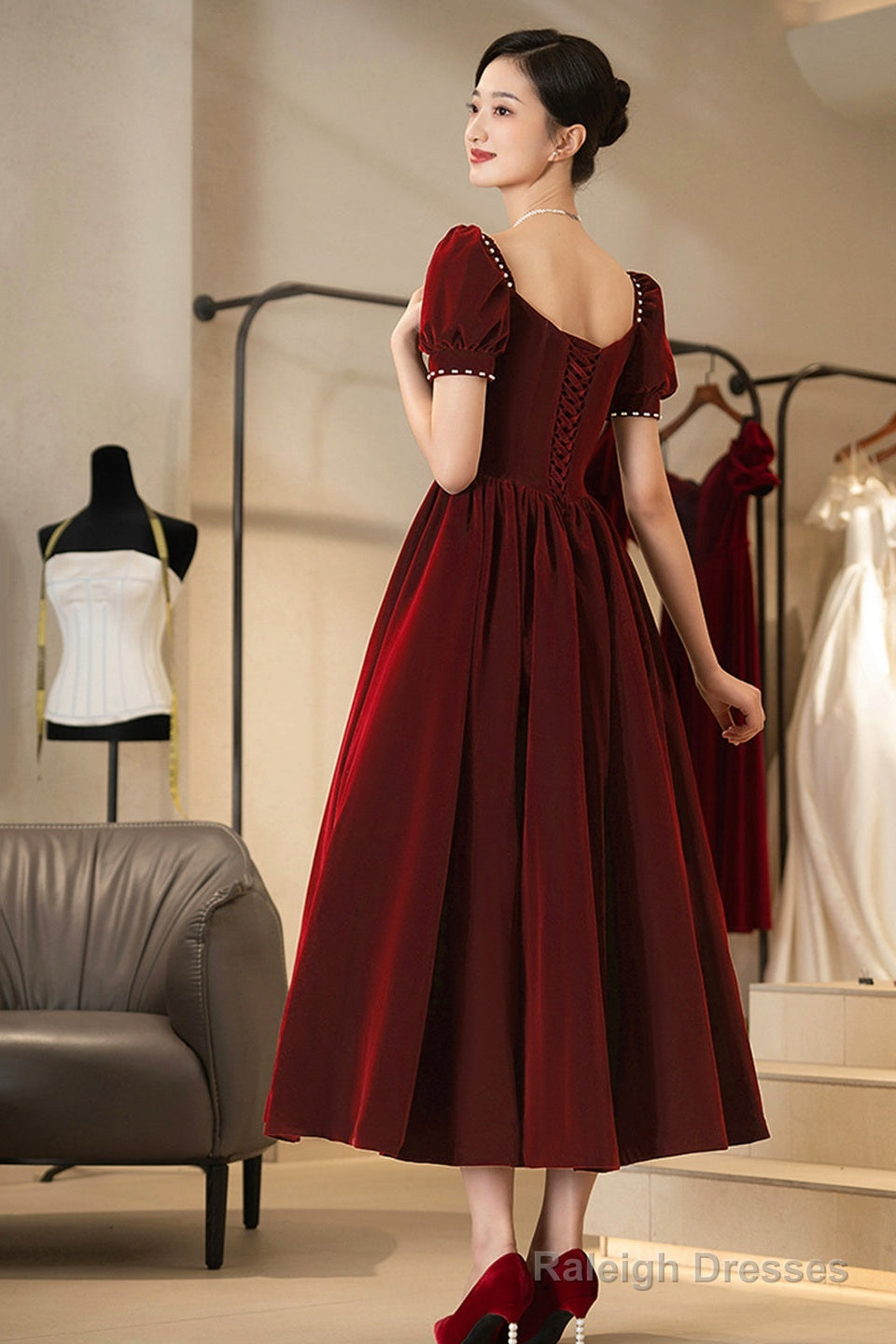 Burgundy Velvet Short Prom Dresses A-Line Short Sleeve Prom Dresses