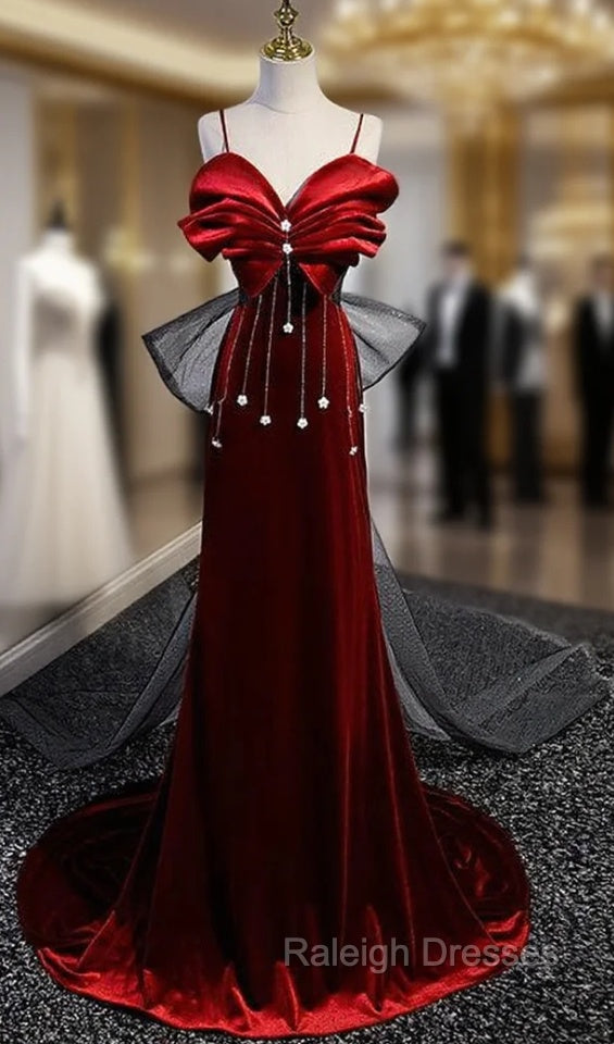 Burgundy Velvet Spaghetti Straps Pleats Prom Dress