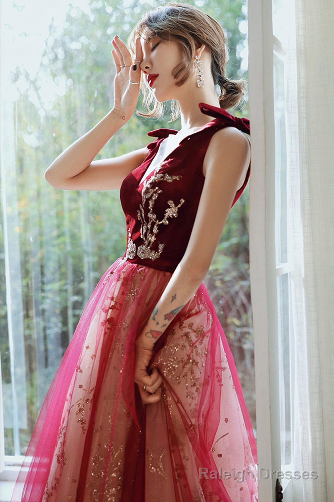 Burgundy Velvet Tulle Long Prom Dresses, V-Neck Graduation Dresses