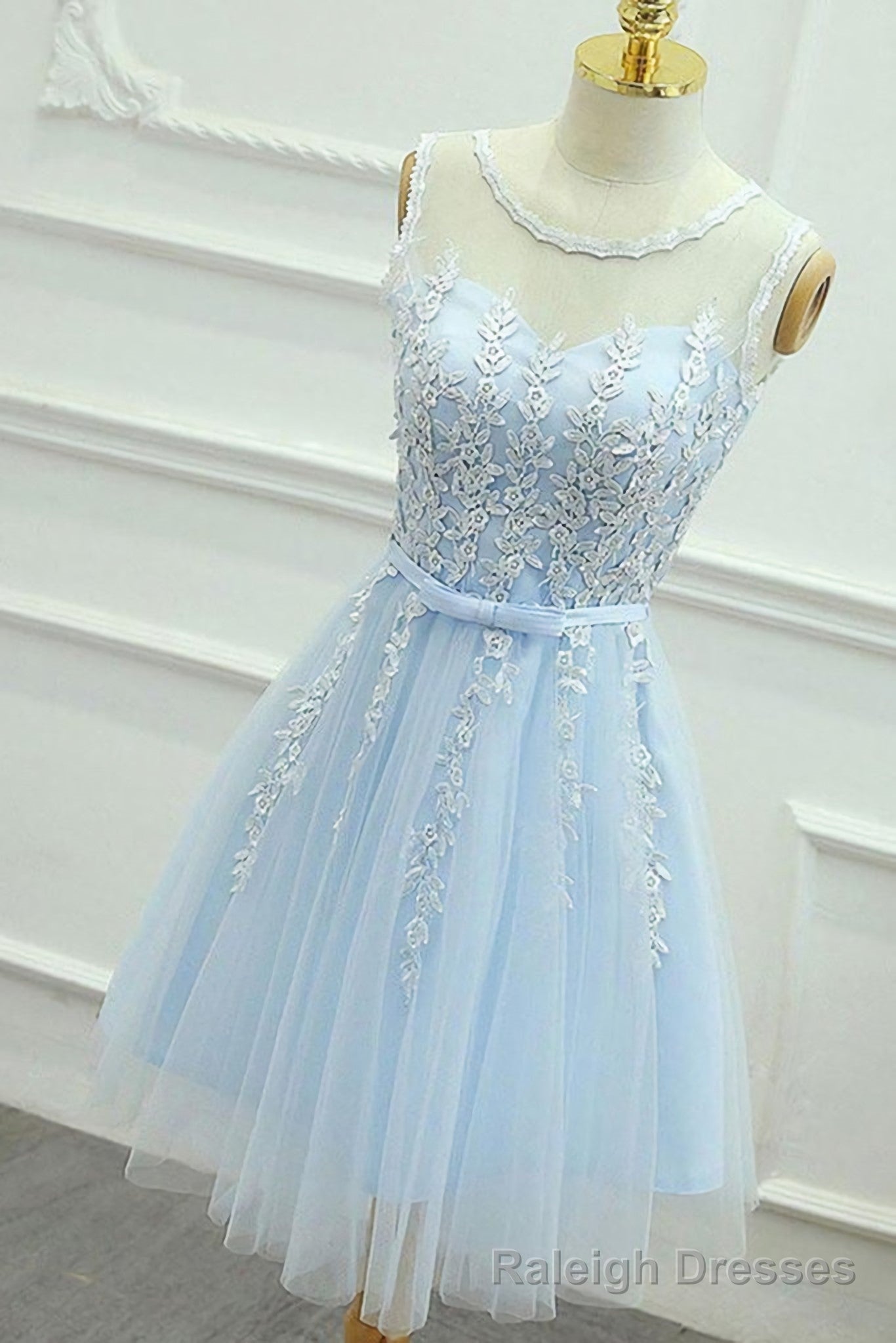 Short Blue Lace Formal Graduation Homecoming Dress Main image