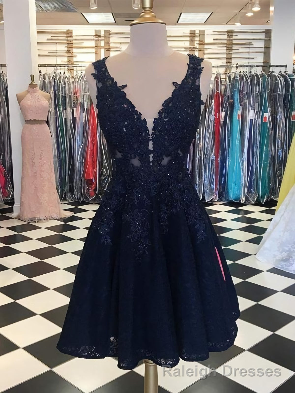 Dark Navy Lace Beading Sleeveless Illusion Homecoming Dresses Secondary image
