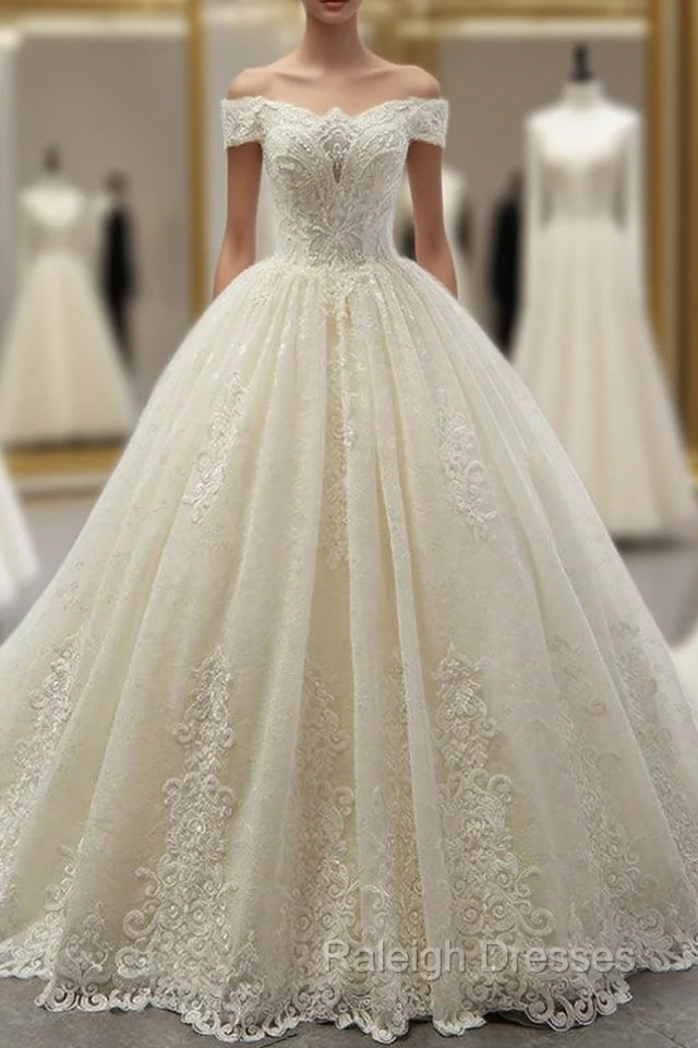 Champagne Ball Gown Tulle Lace Appliques Wedding Dress Main image