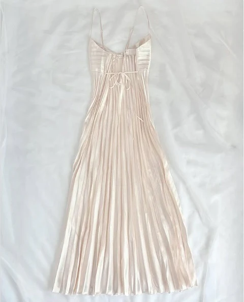 Champagne Spaghetti Straps Prom Dresses Long Pleated Prom Dresses Secondary image