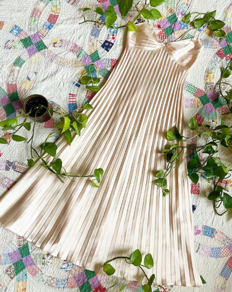 Champagne Spaghetti Straps Prom Dresses Long Pleated Prom Dresses