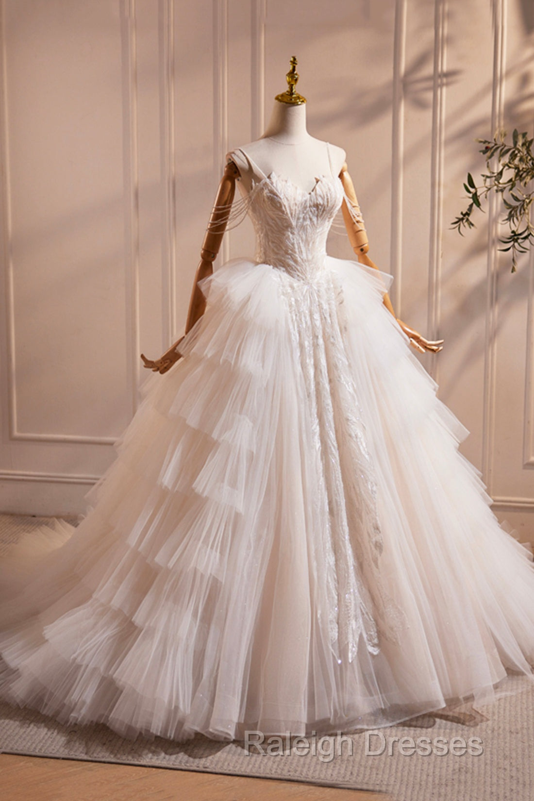 Champagne Sweetheart Layers Princess Dress, Beautiful Spaghetti Straps Tulle Formal Gown Secondary image