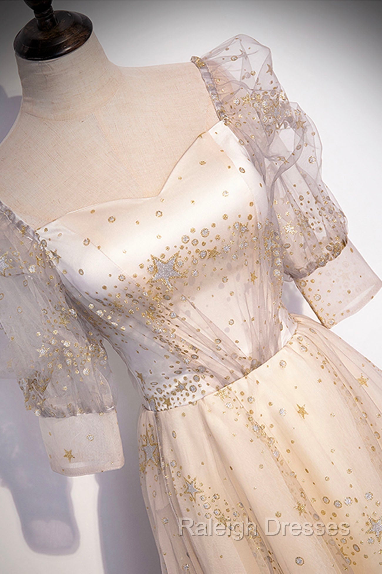 Champagne Tulle Sequins Long Prom Dresses Cute 1/2 Sleeve Prom Dresses