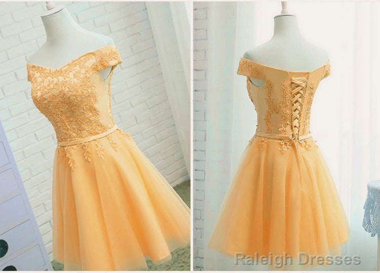 Champagne Tulle Short Lace Applique Bridesmaid Dress, Short Prom Dress Homecoming Dress
