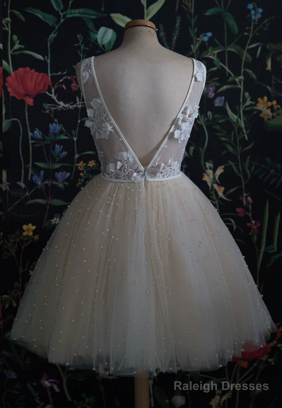Champagne V-Neck Lace Short Prom Dress A-Line Mini Prom Dress