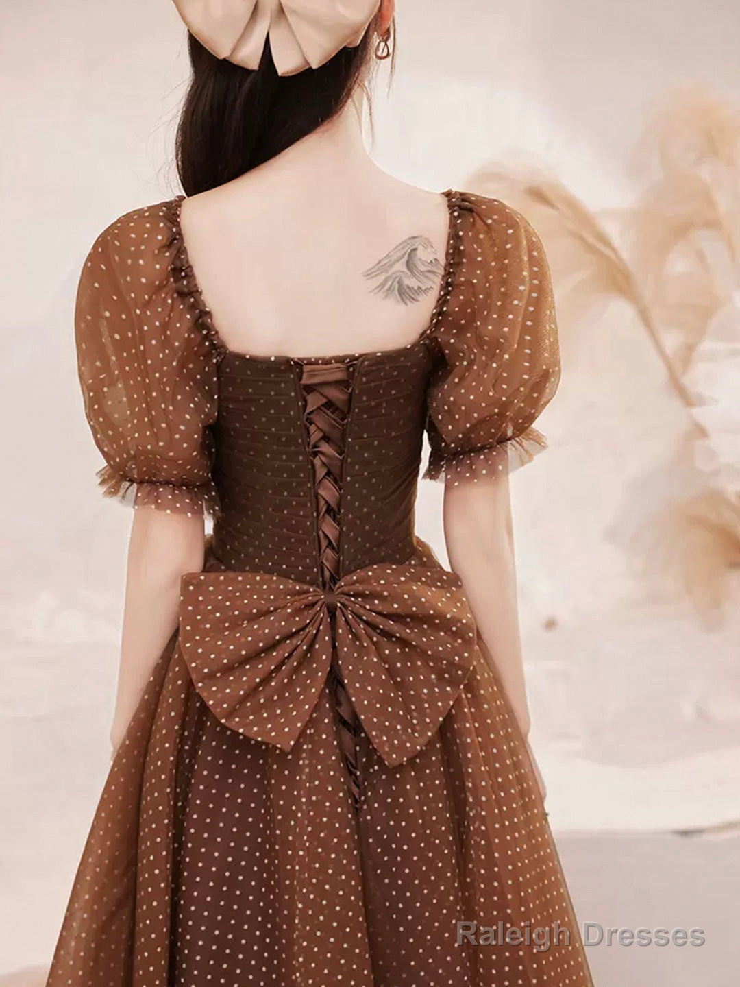 Charming Brown Tulle Floor Length Prom Dresses A-Line Short Sleeve Prom Dresses