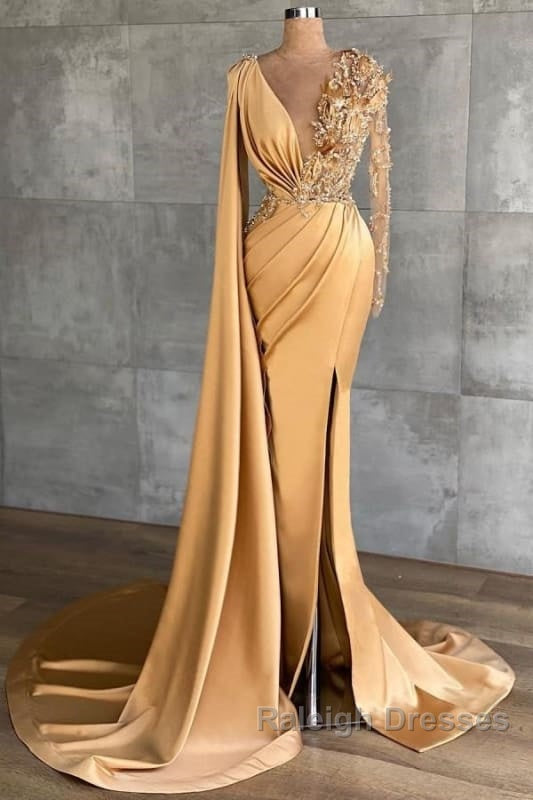 Charming Long Sleeves V-Neck Mermaid Long Evening Dress With Side Train