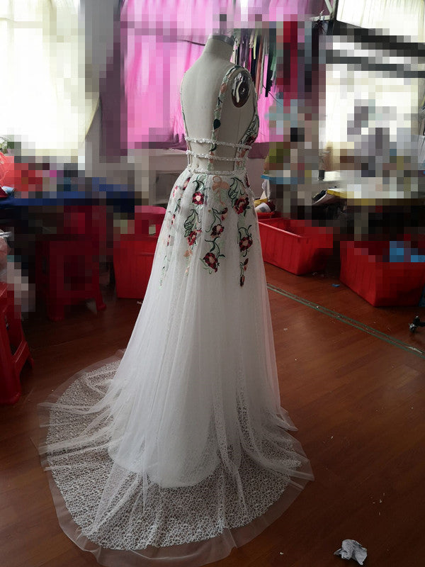 Charming V Neck Floral Embroidery Long Lace Prom Dresses With Pocket