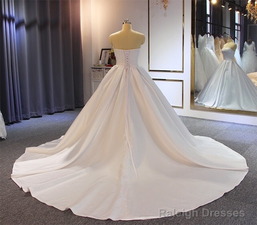 Cheap Satin Wedding Dress Strapless Ball Gowns Bridal Dresses Discount Secondary image
