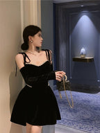 Chic A-Line Black Velvet Homecoming Dresses 16Th Birthday Outfits