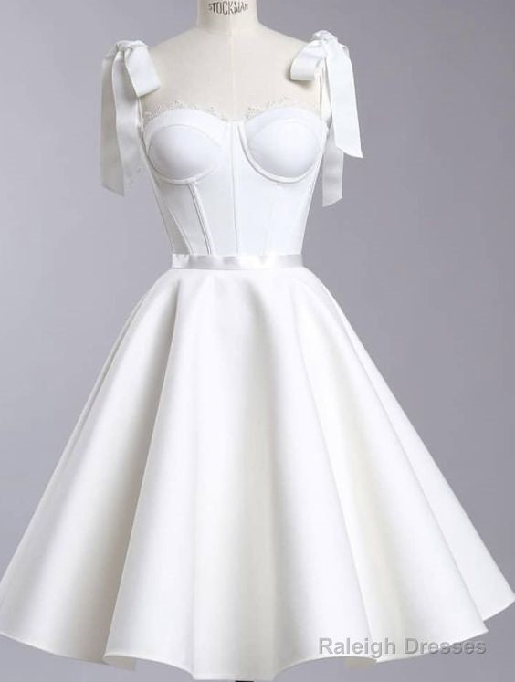 Chic A-Line White Straps Homecoming Dresses 16Th Birthday Outfits Main image