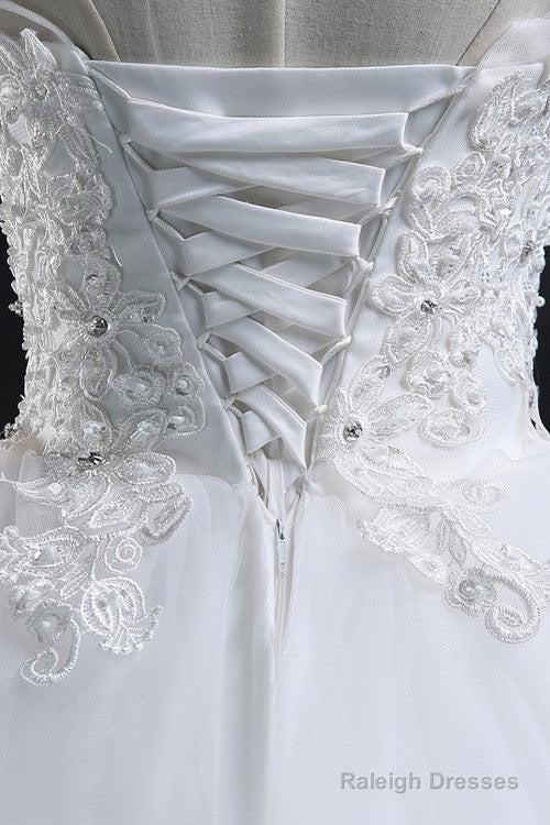 Chic Ball Gowns Scoop Long Lace-Up Tulle Wedding Dresses With Appliques