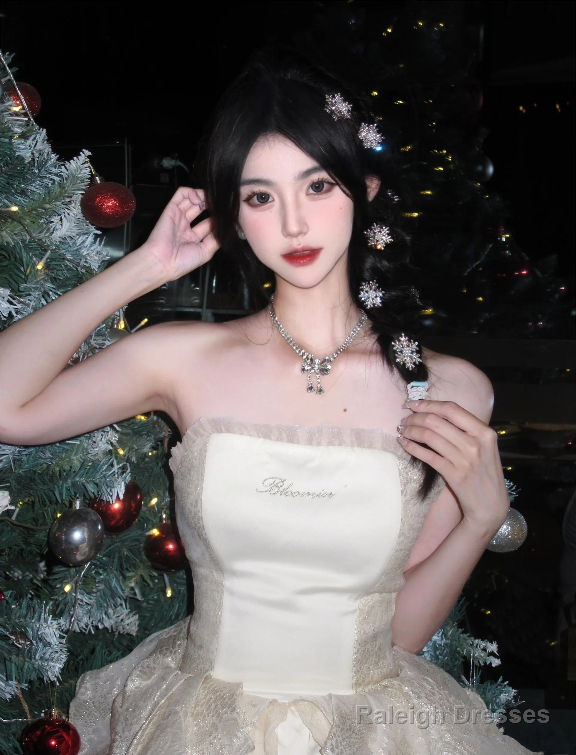 Chic Ball Gown Strapless Champagne Party Dress Birthday Dresses Birthday Outfits Secondary image