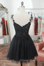 Chic Black Lace Straps Tulle Short Prom Drss, Black Sweetheart Homecoming Dress