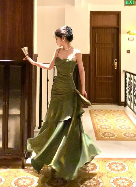 Chic Green Straps Sweetheart Long Prom Dresses Green Prom Dresses Prom Dresses