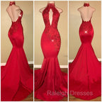 Chic Halter Mermaid Prom Prom GownLong With Lace Appliques