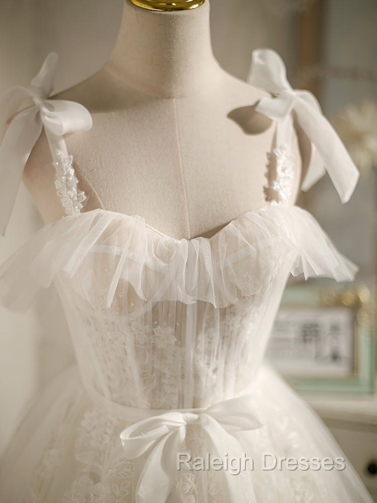 Chic Ivory Tulle Homecoming Dresses with Lace Short Sweetheart Prom Dresses